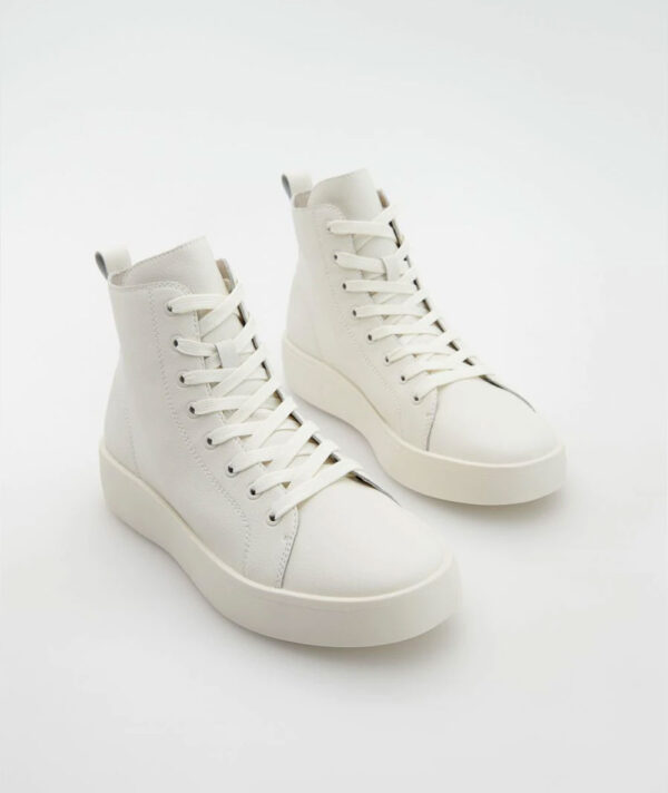 Leather trainers