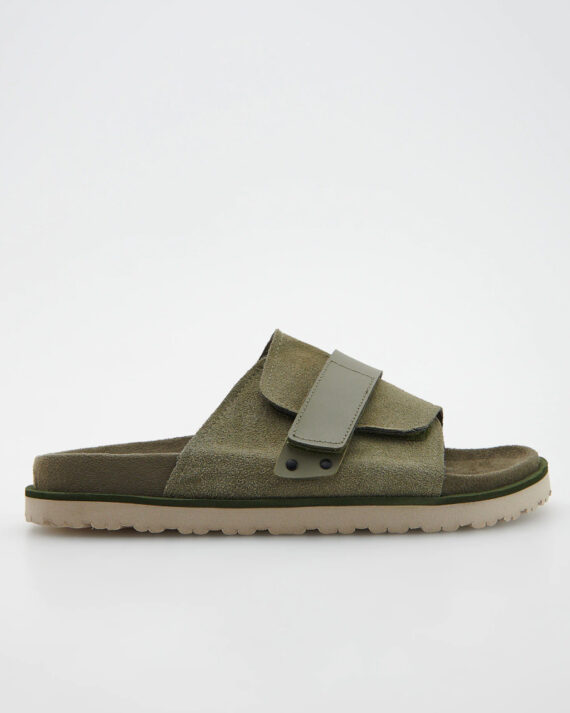 Flat sole sliders